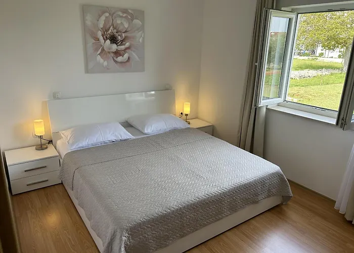 Apartman Sweet Lapat By El-pi Tours